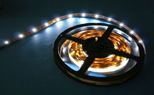 Taśma LED Standardowa (SMD 3528) - rolka 5 metrów,300 LED, samoprzylepna taśma 3M, różne kolory   cm